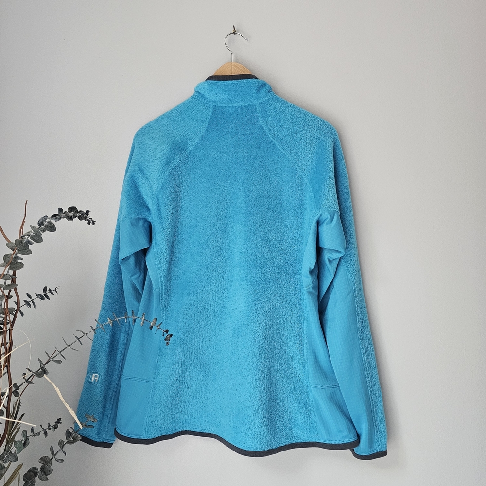 Patagonia Women's Blue Fleece Jacket - Picture 3 of 8